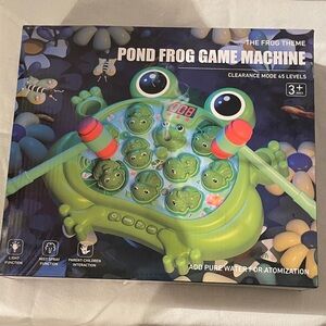 NWT Frog Machine Game